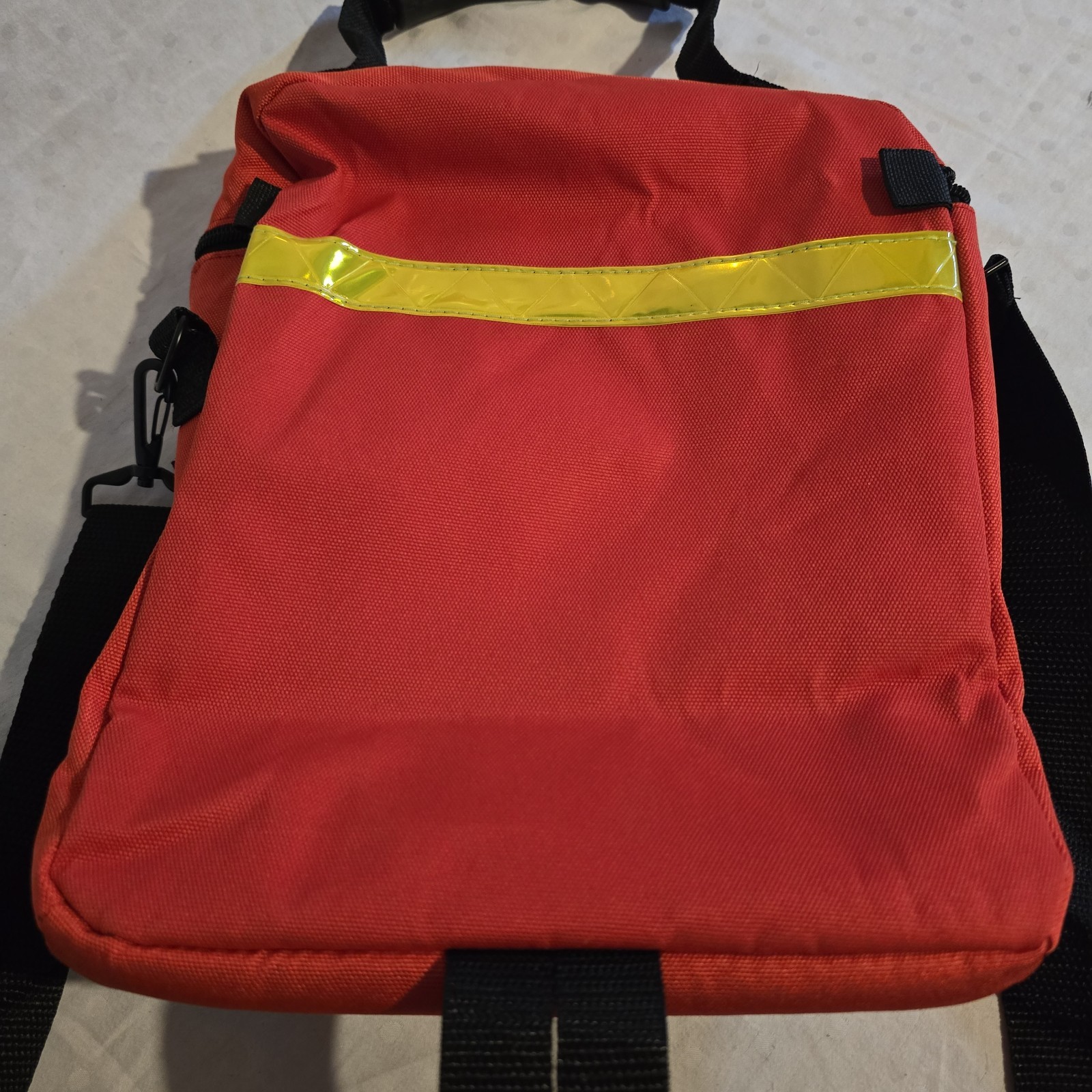 AED Emergency Response Carry Bag Red Medical First Aid Backpack Case Empty