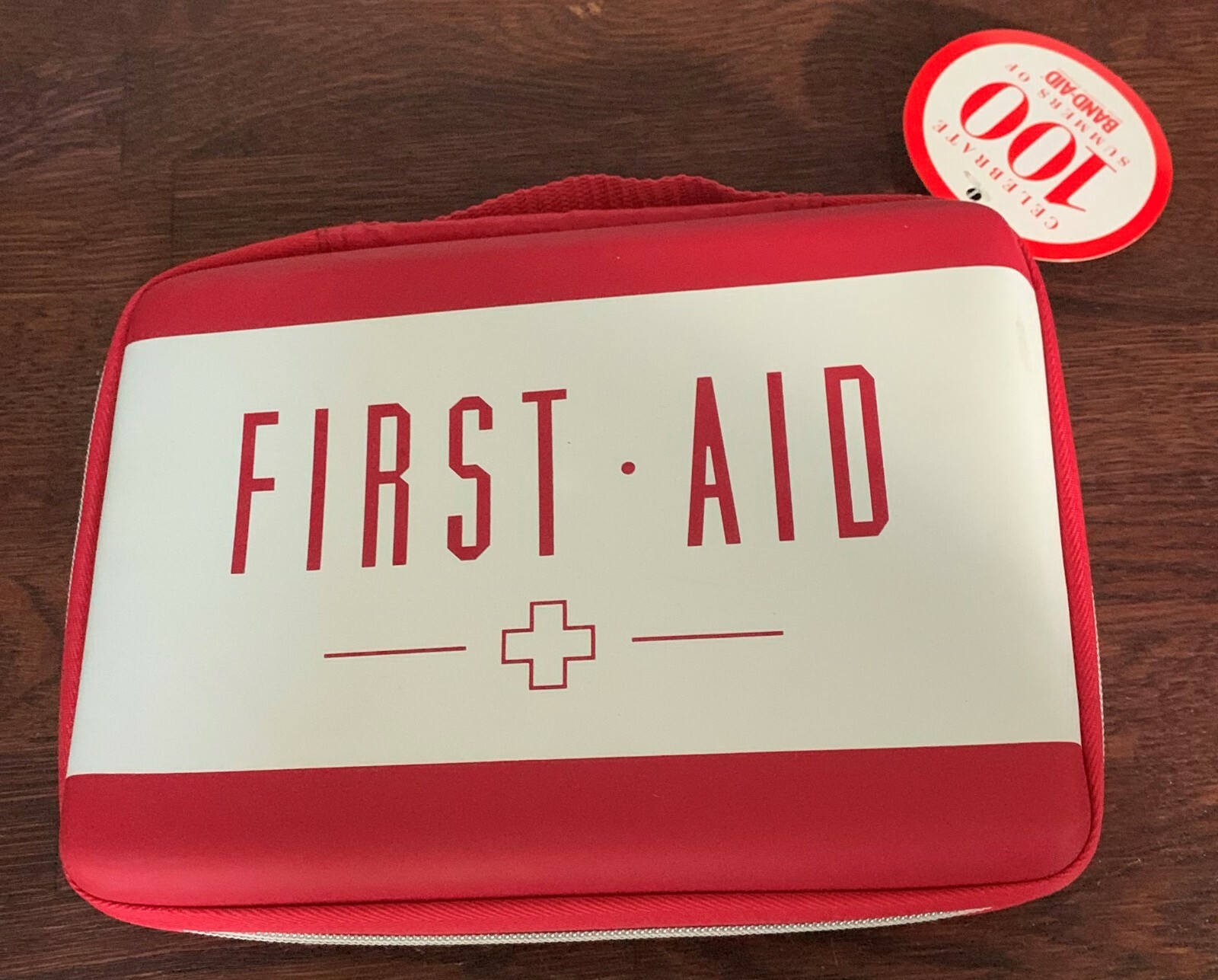 JOHNSON&JOHNSON Band-Aid Brand Build Your Own First Aid Kit red zip Bag 9×6.5×2